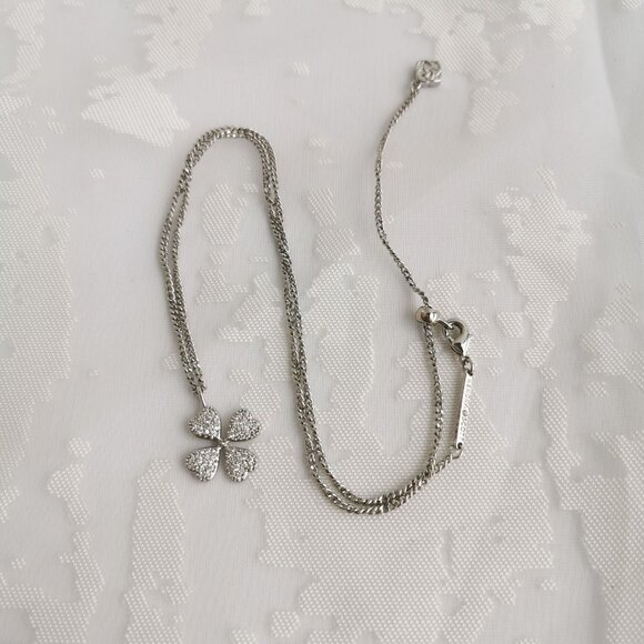 Kendra Scott Clover Silver Short Necklace White Crystal - Picture 2 of 3